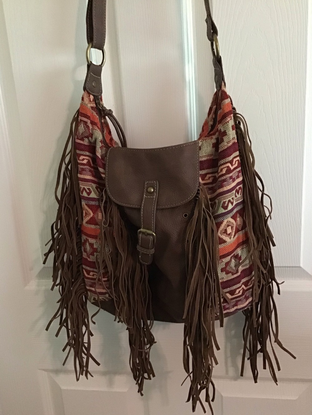 Vintage Union Bay boho fringed southwest shoulder bag